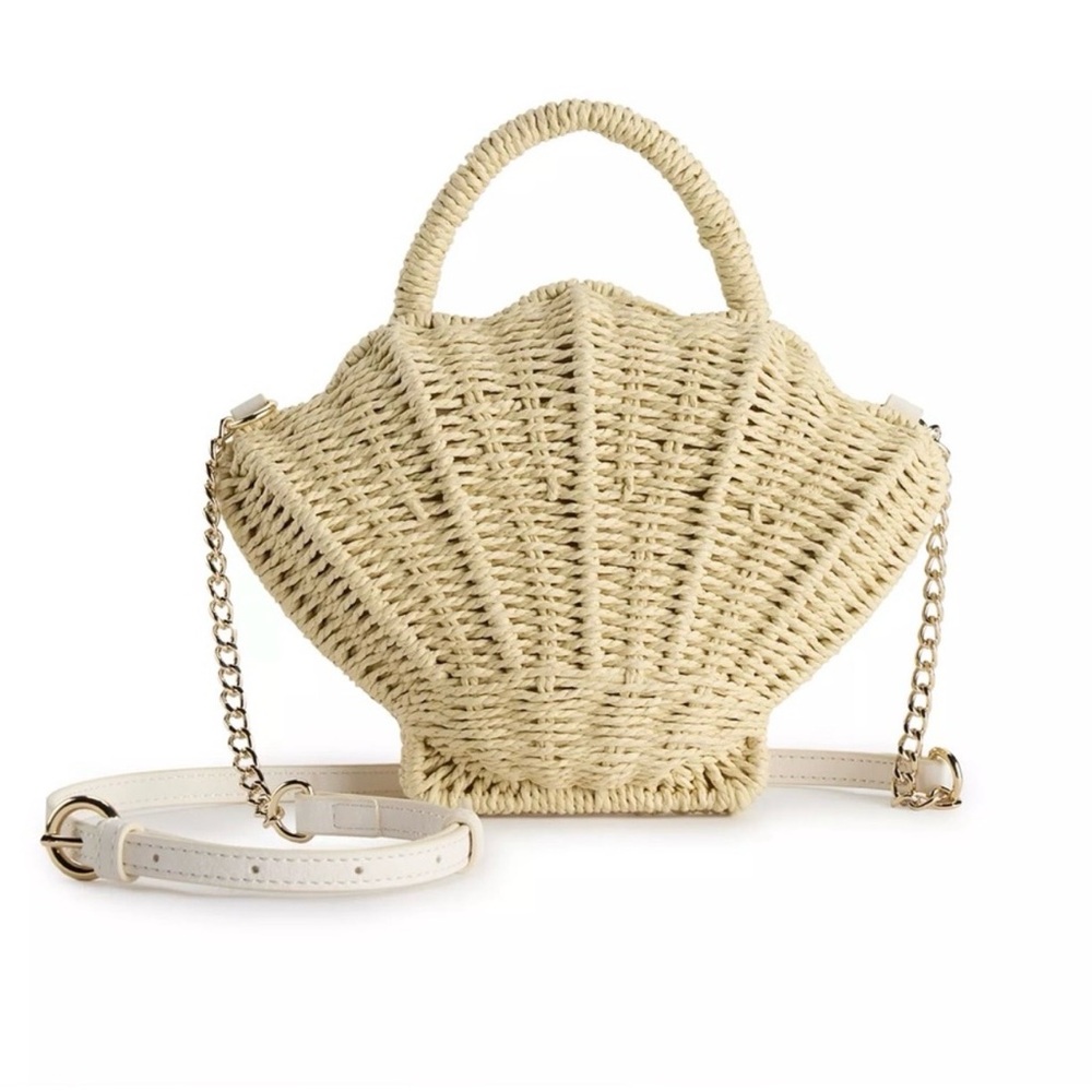 LC Lauren Conrad Clam Shell Shaped Cream Woven Handbag
